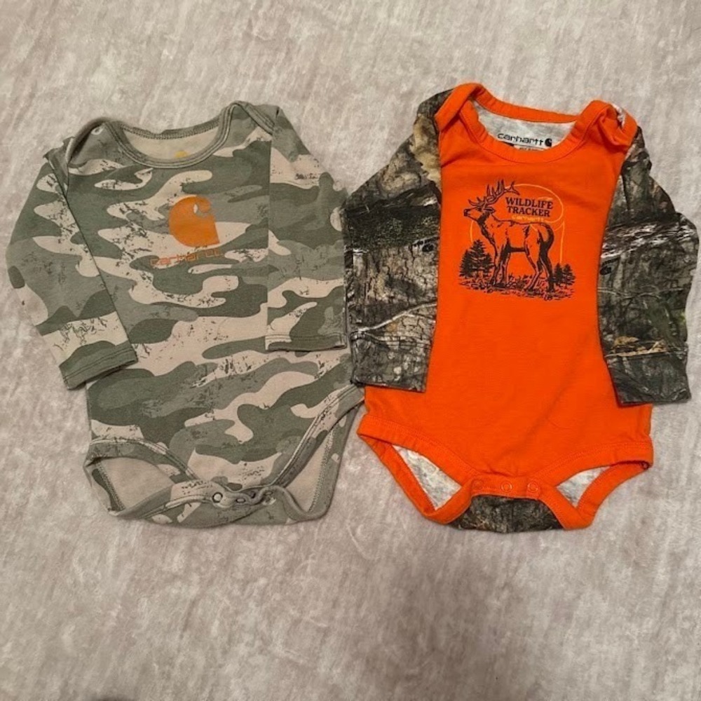Carhartt Baby Boys 6 Months Camo Orange Wildlife Tracker Bodysuit Lot 2 Pack